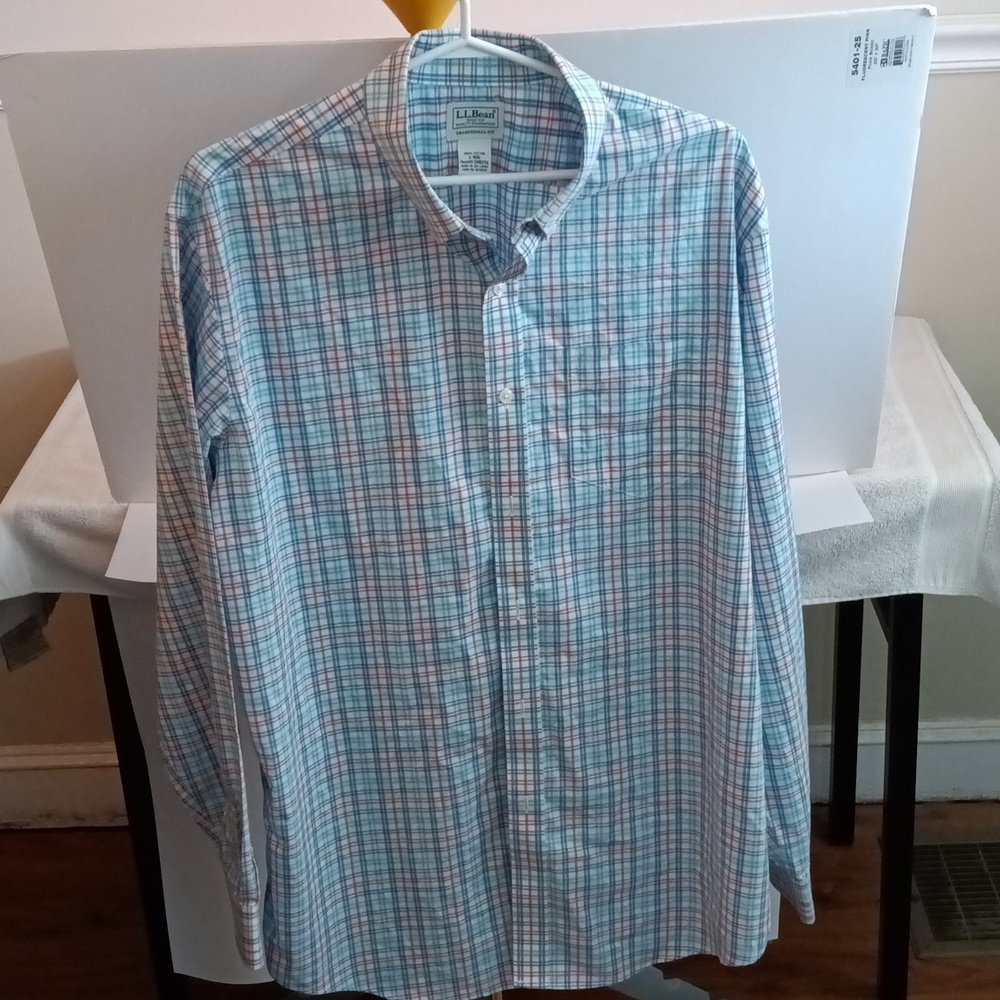 L.L Bean men's multi colored striped long sleeve shirt size Large